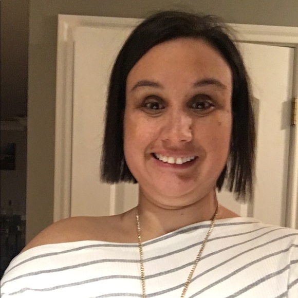 Meet your Posher, Melissa - Picture 1 of 1